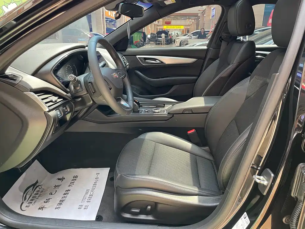 Cadillac CT5 2022 28T Luxury (Standard)