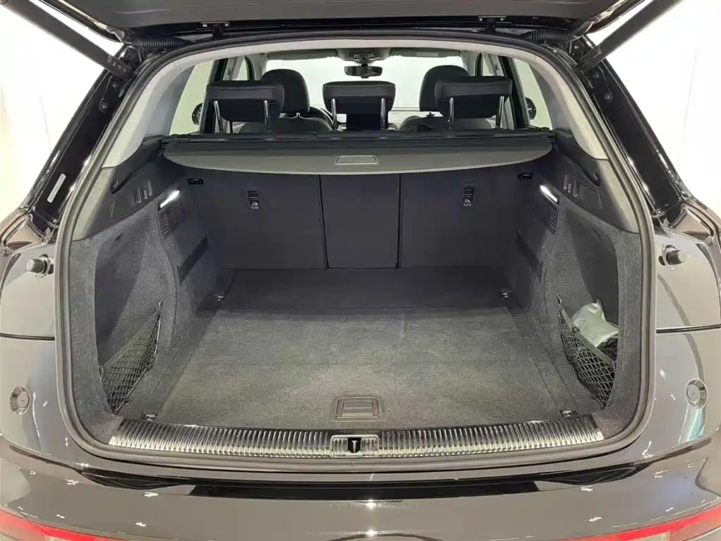 Audi Q5L 2022 Edition 40T Premium Dynamic Model