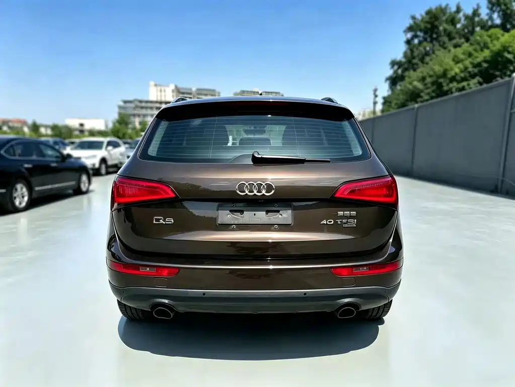 Audi Q5 2013 model 40 TFSI Technology Edition