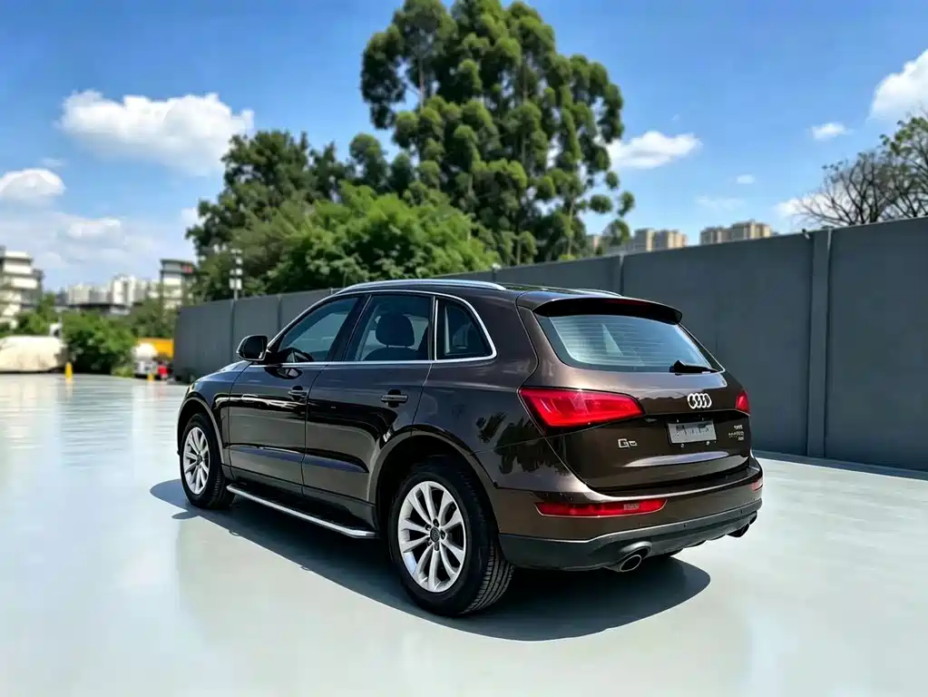 Audi Q5 2013 model 40 TFSI Technology Edition