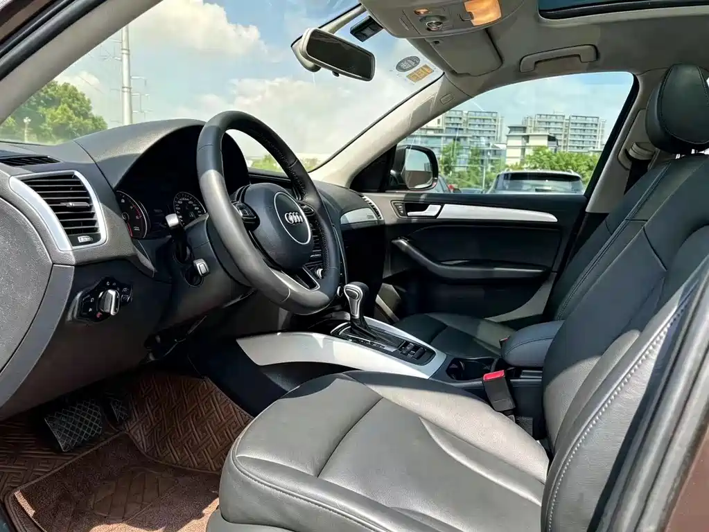 Audi Q5 2013 model 40 TFSI Technology Edition