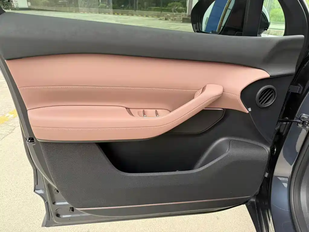 NIO EC6 2023 Model 75kWh
