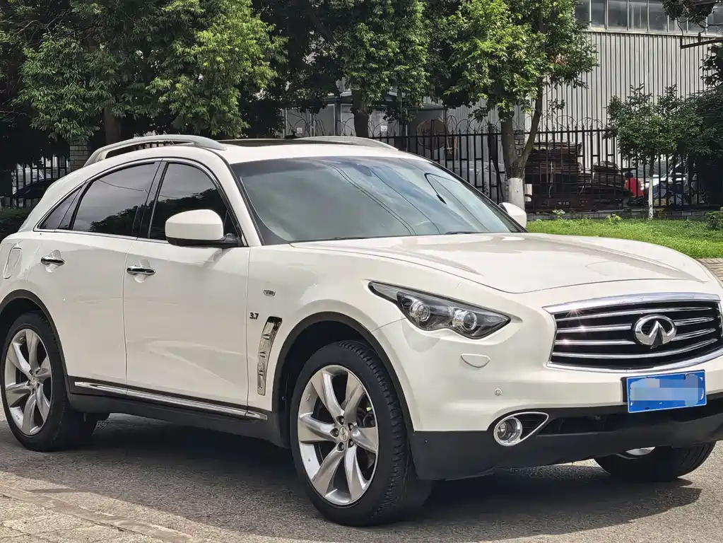 Infiniti QX70 2013 3.7L Standard Edition