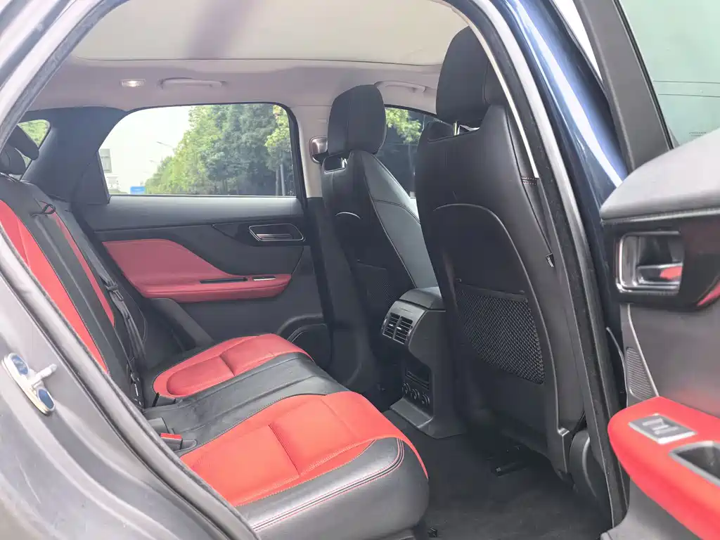 Jaguar F-PACE 2016 3.0 SC AWD R-Sport Sport Edition
