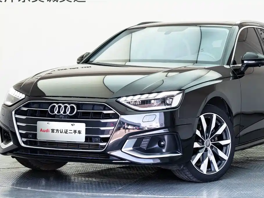 Audi A4 Import 2021 Avant Pioneer 40 TFSI Fashion Elegance Edition