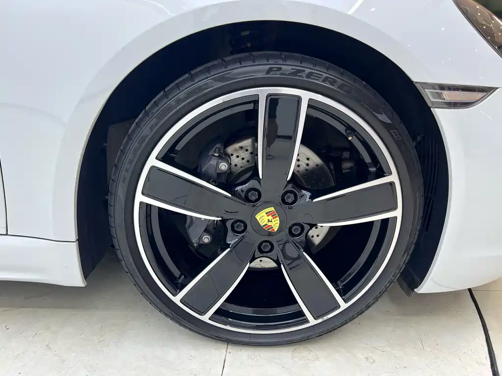 Porsche 718 Boxster 2.0T 2022 Model