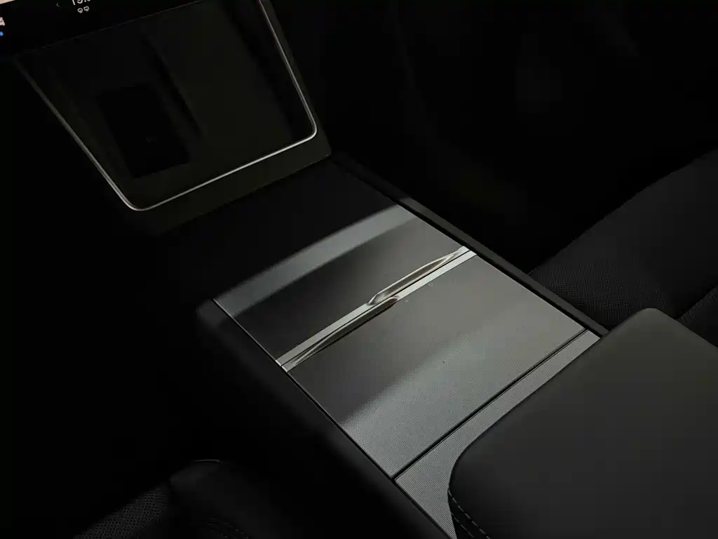 Model Y 2026 Rear-Wheel Drive Edition