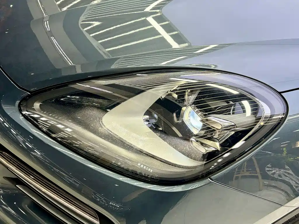 Cayenne New Energy 2019 Model Cayenne E-Hybrid 2.0T
