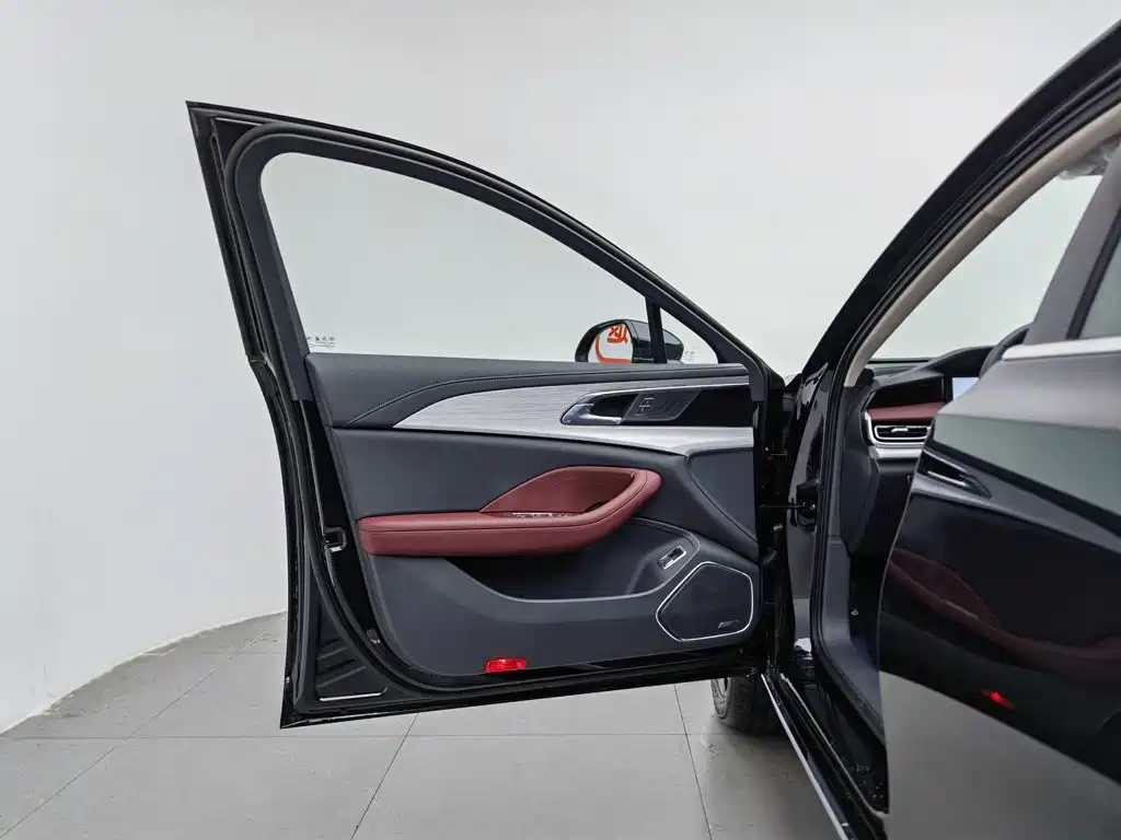 Hongqi H5 PHEV 2025 Edition 130 Super Hybrid Version