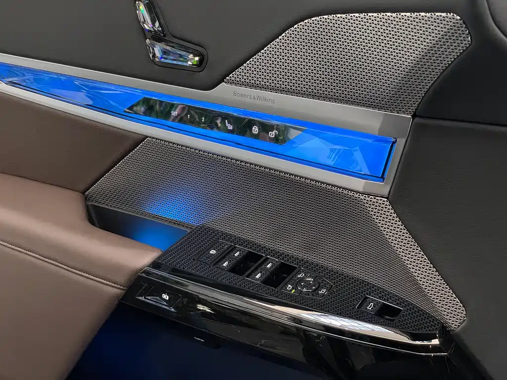 BMW 7 Series 2023 740Li Leading Edition Luxury Package