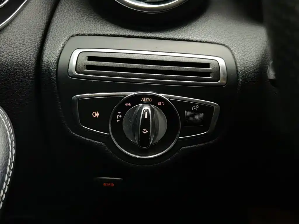 Mercedes-Benz C-Class 2015 C 200 L Sportline