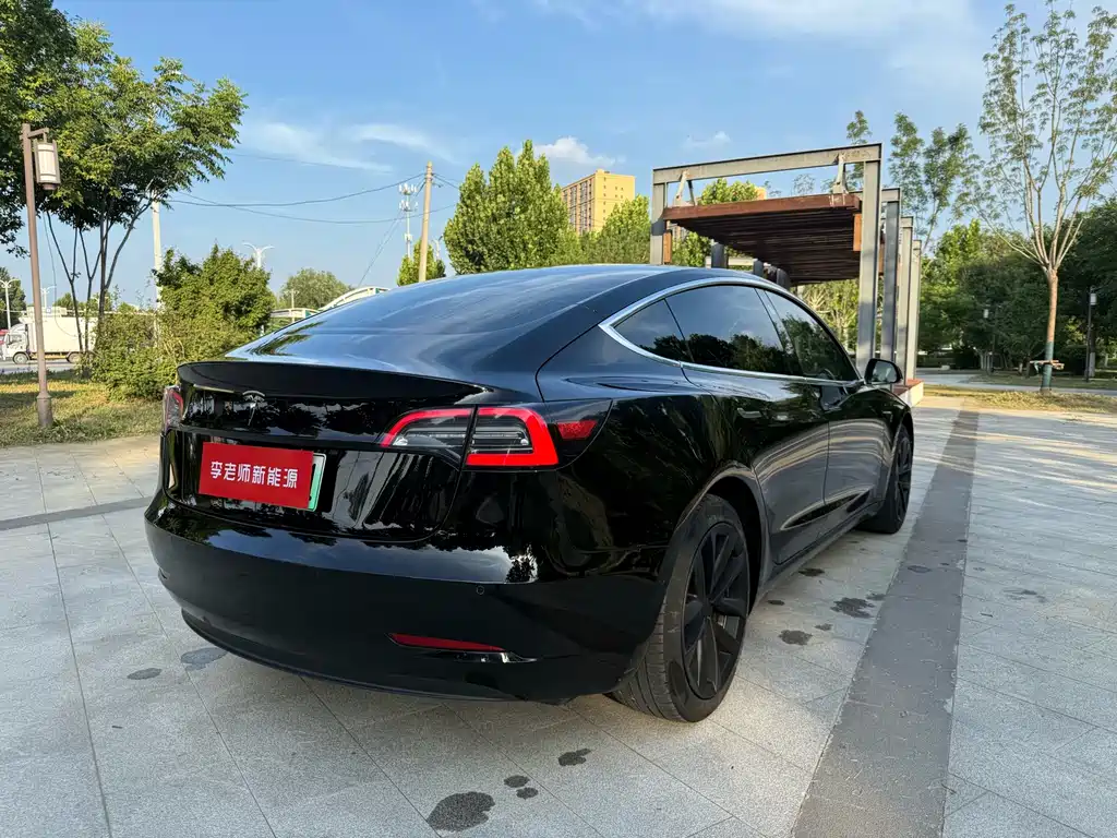 Model 3 Long Range Rear-Wheel Drive Upgrade 2020