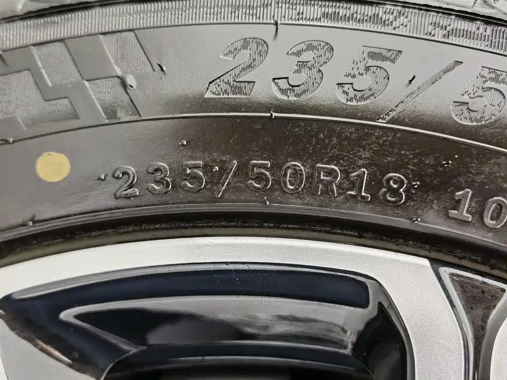 Hongqi H5 PHEV 2025 Edition 130 Super Hybrid Version