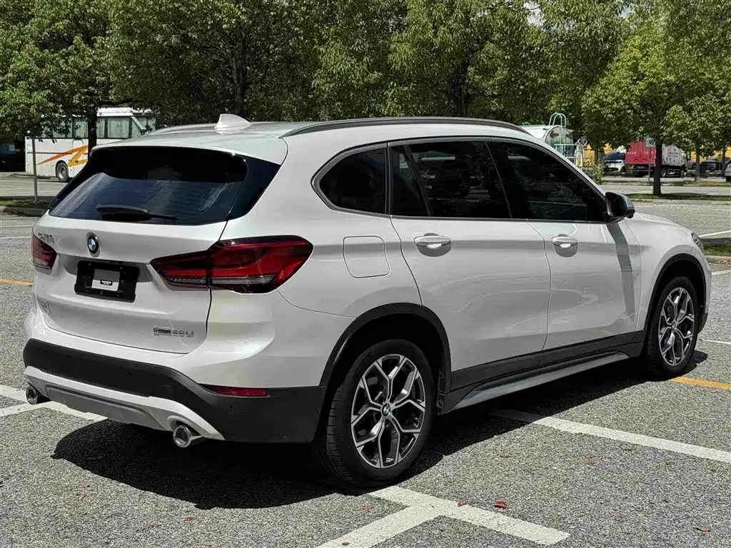 BMW X1 2022 sDrive20Li Fashion Edition