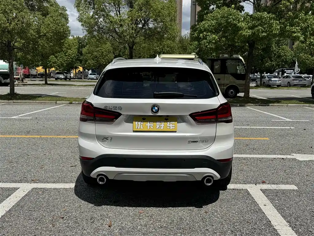 BMW X1 2022 sDrive20Li Fashion Edition