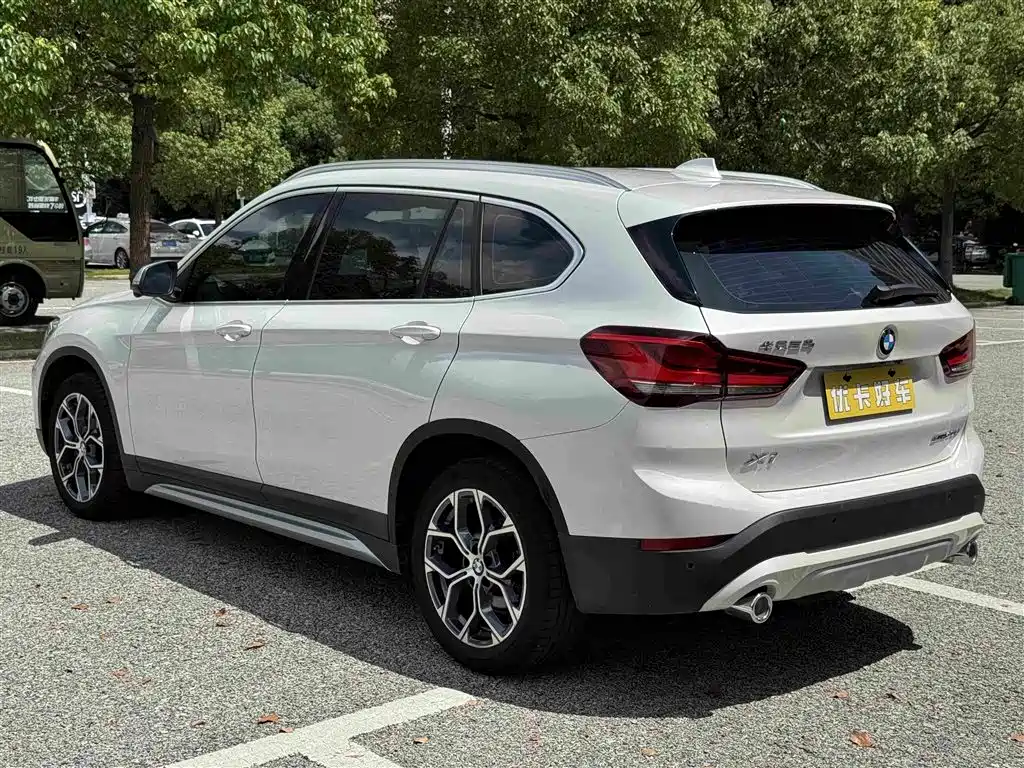 BMW X1 2022 sDrive20Li Fashion Edition