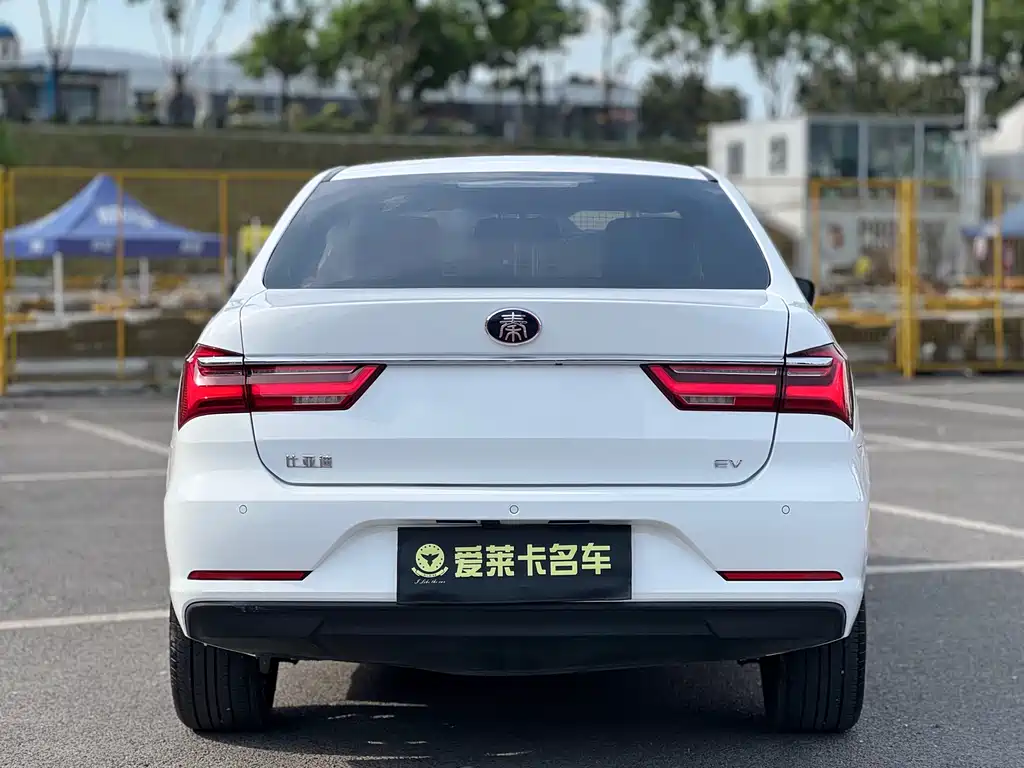 Qin New Energy 2019 Model High Range Edition Luxury Type