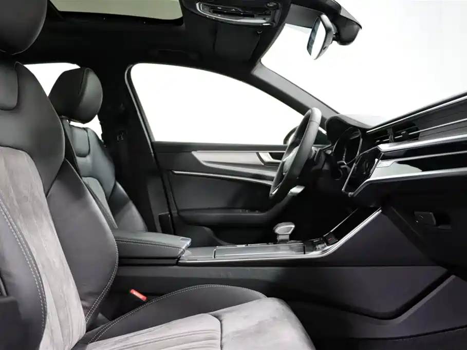 Audi A6L 2022 model 45 TFSI Premium Dynamic Edition
