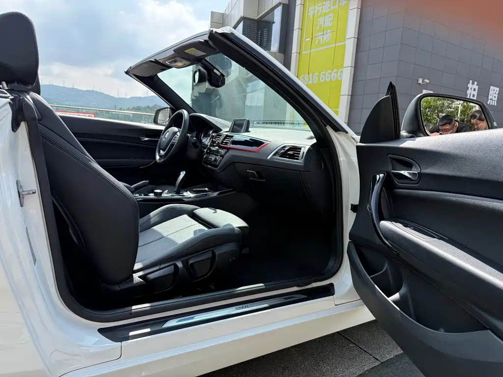 BMW 2 Series Convertible 2018 220i Sport Design Package