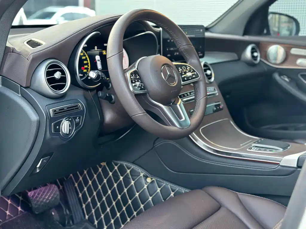 Mercedes-Benz GLC 2021 GLC 300 L 4MATIC Dynamic Edition