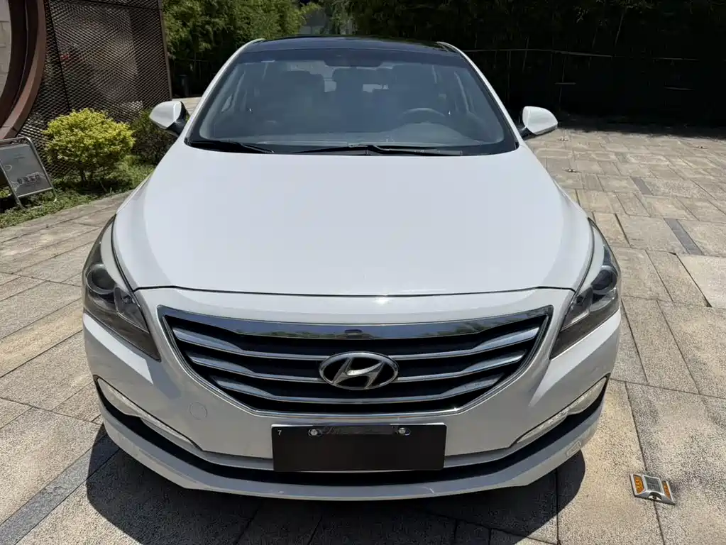 NameTuo 2014 1.8L Automatic ZunGui Type DLX