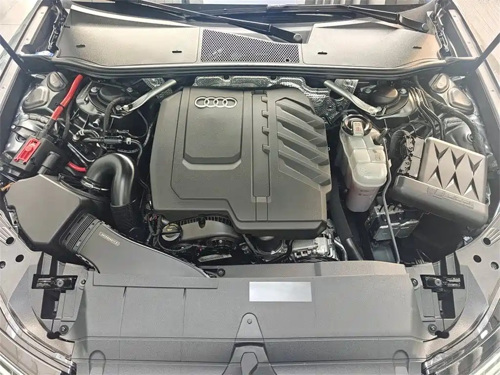 Audi A6L 2024 model 45 TFSI Premium Dynamic Edition