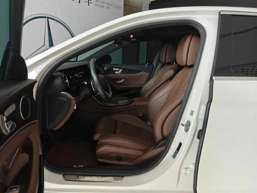 Mercedes-Benz E-Class 2022 E 300 L Sporty and Stylish Edition