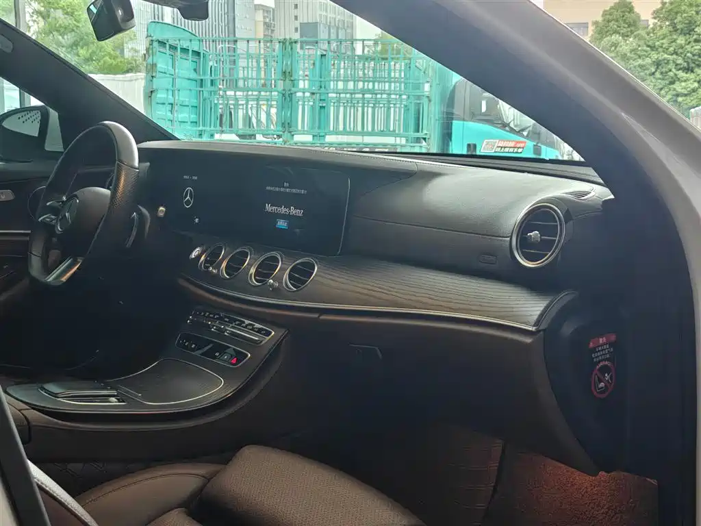 Mercedes-Benz E-Class 2022 E 300 L Sporty and Stylish Edition