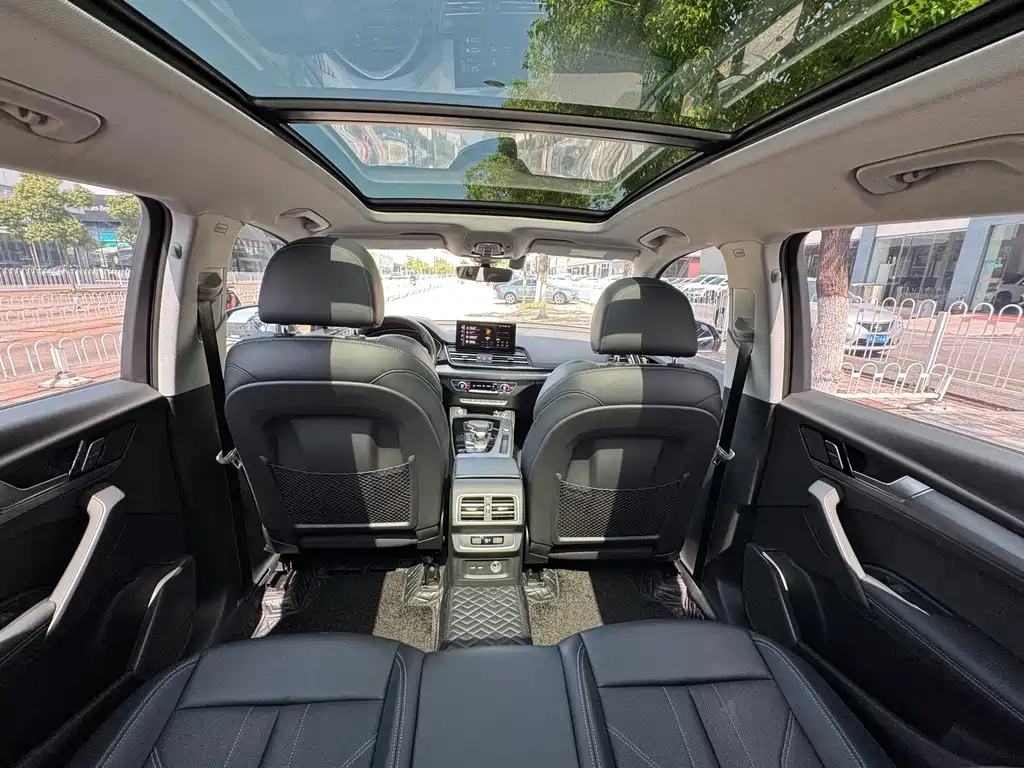 Audi Q5L 2024 model 40 TFSI Sporty Dynamic Edition