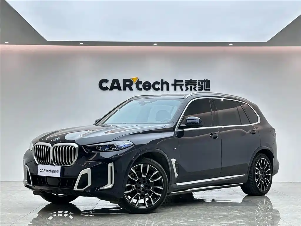 BMW X5 2023 xDrive 40Li M Sport Package
