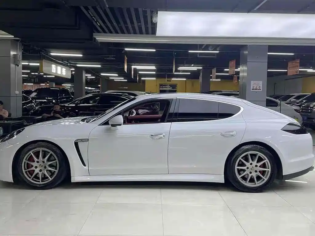 Panamera 2013 4 Platinum Edition 3.6L