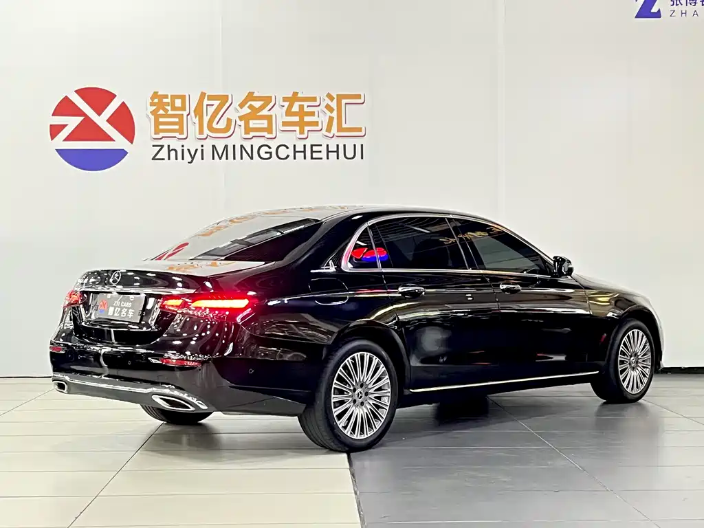 Mercedes-Benz E-Class 2022 Facelift 3 E 300 L Luxury Edition