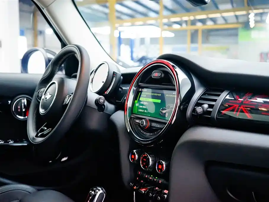 2019 MINI Cooper S Artist 5-Door Edition