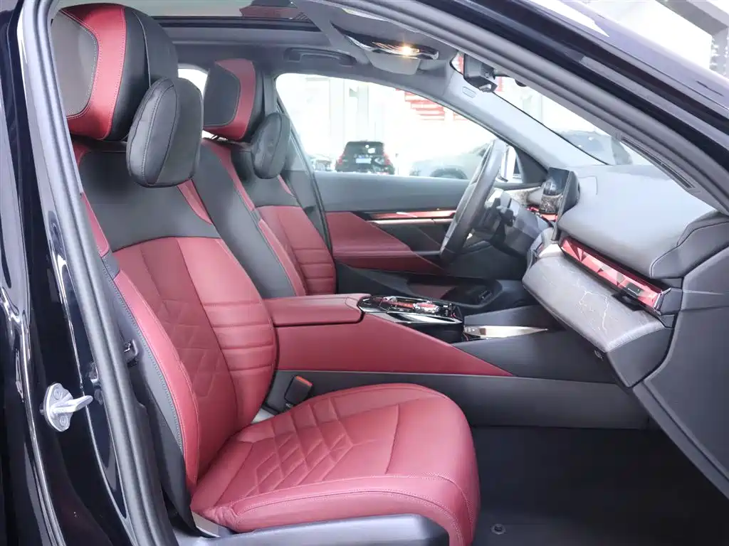 BMW 5 Series 2025 model 530Li Excellence Edition M Sport Package