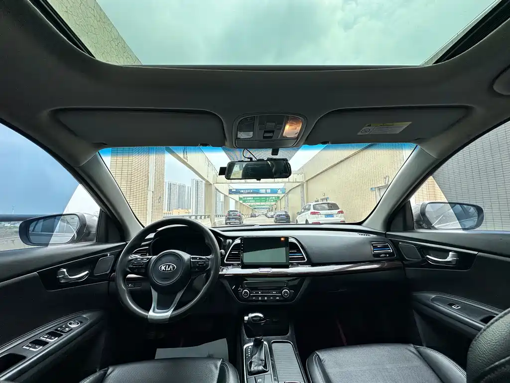 Kia K4 2014 1.8L Automatic GLS