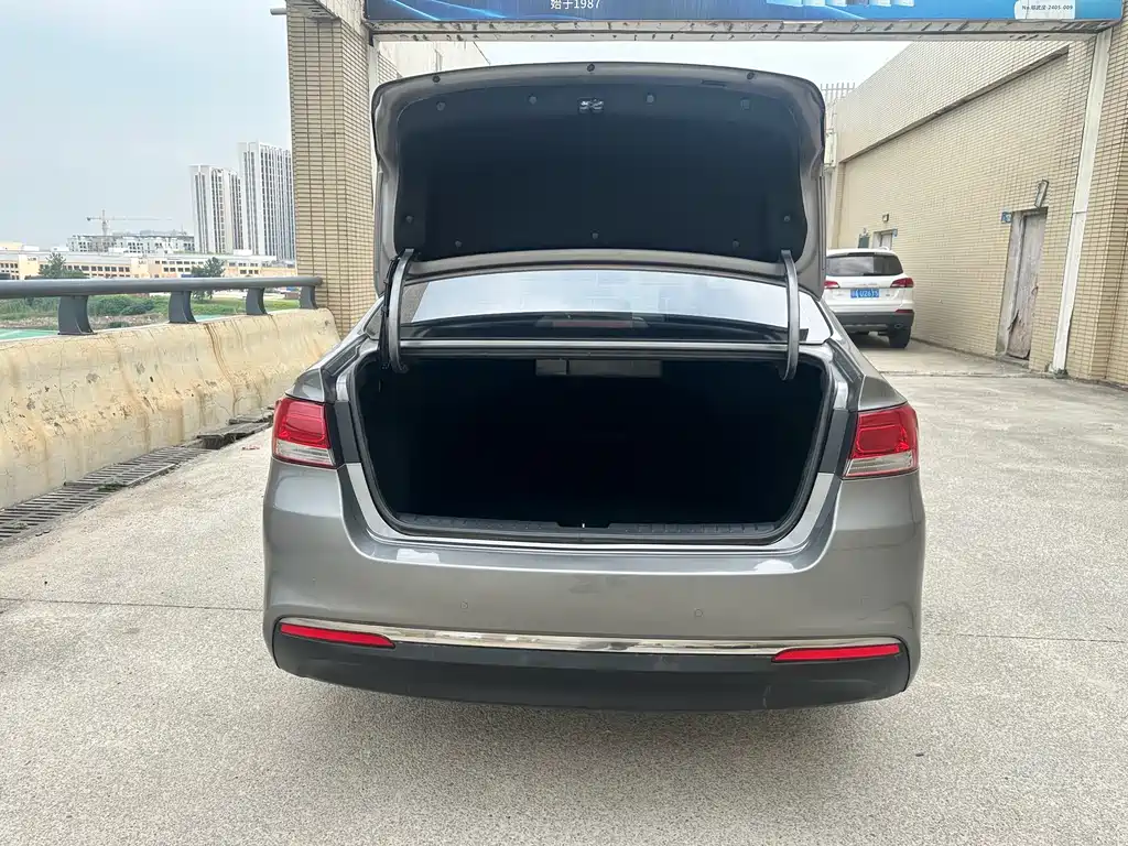 Kia K4 2014 1.8L Automatic GLS