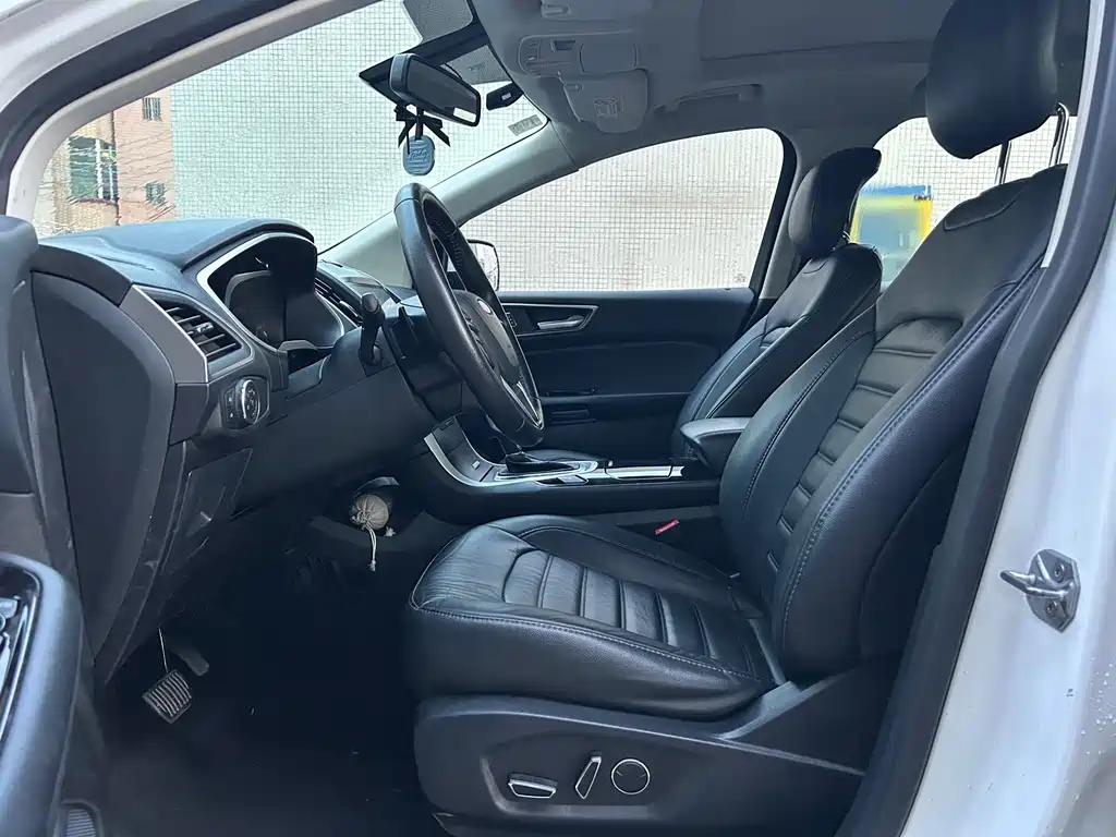 Ford Edge 2018款 改款 EcoBoost 245 两驱铂锐型 5座 国VI