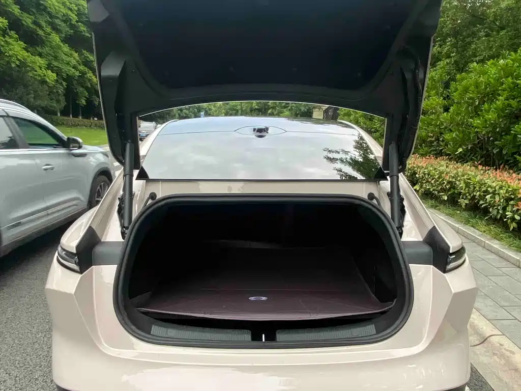 NIO ET5 2024 Model 75kWh