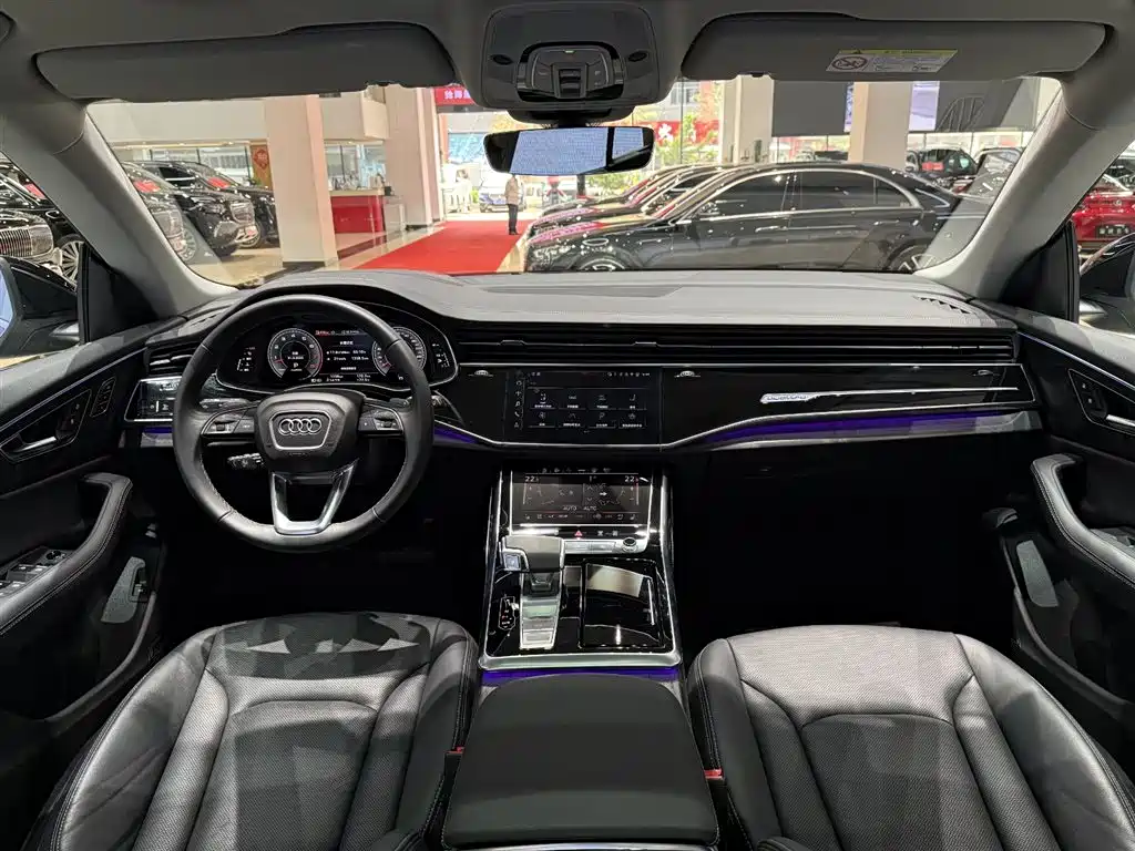 Audi Q8 2024 55 TFSI Luxury Dynamic Edition