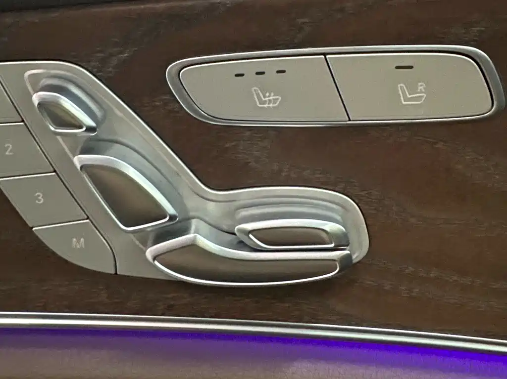 Mercedes-Benz E-Class 2023 E 300 L Luxury Edition
