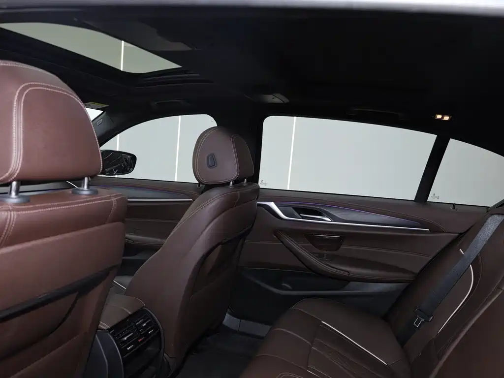 BMW 5 Series 2022 Model Refresh 530Li Leading Edition M Sport Package