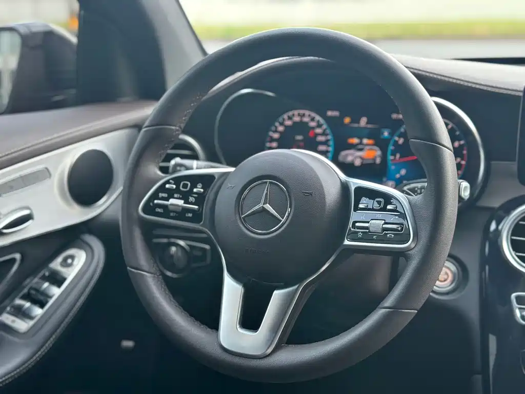 Mercedes-Benz GLC 2021 GLC 260 L 4MATIC Dynamic Edition