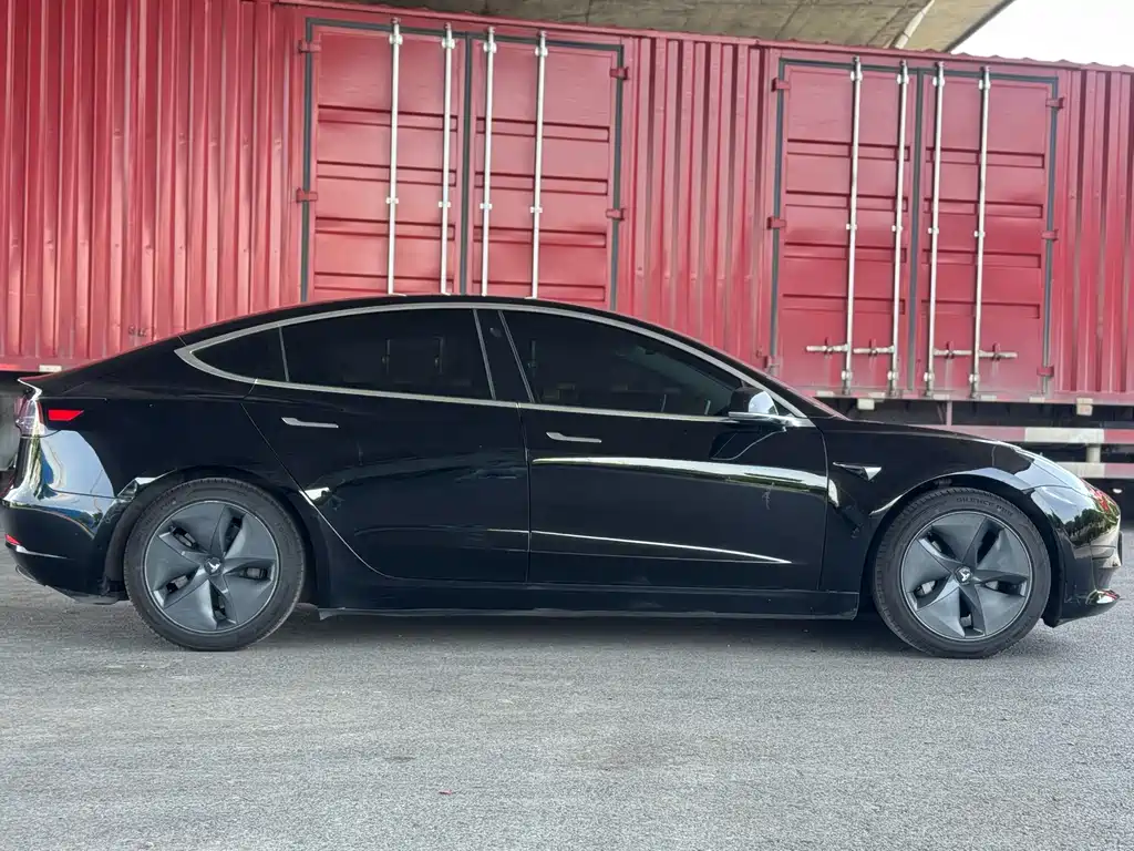 Model 3 Standard Range Rear-Wheel Drive Upgrade Version 2020