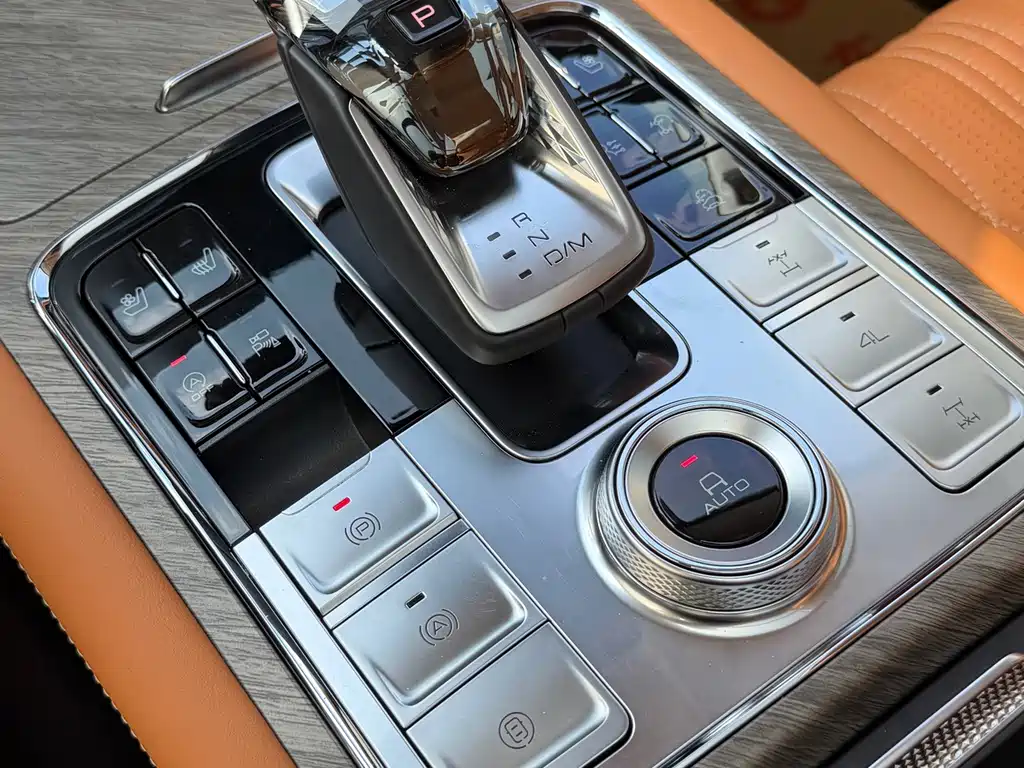 TANK 500 2022 Model Sport Edition 5-Seater