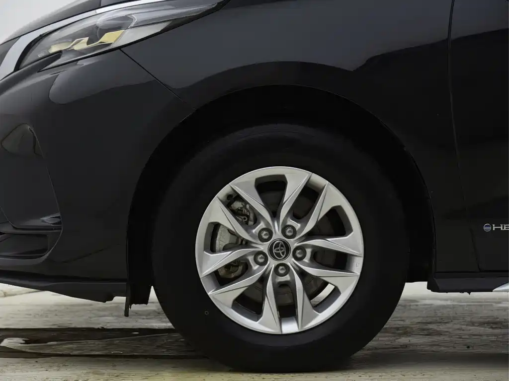 Gravita 2024 2.5L Hybrid Comfort Edition