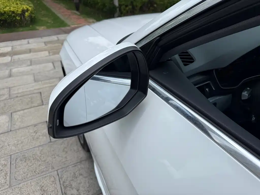 Audi A4L 2020 40 TFSI Fashion Dynamic Edition