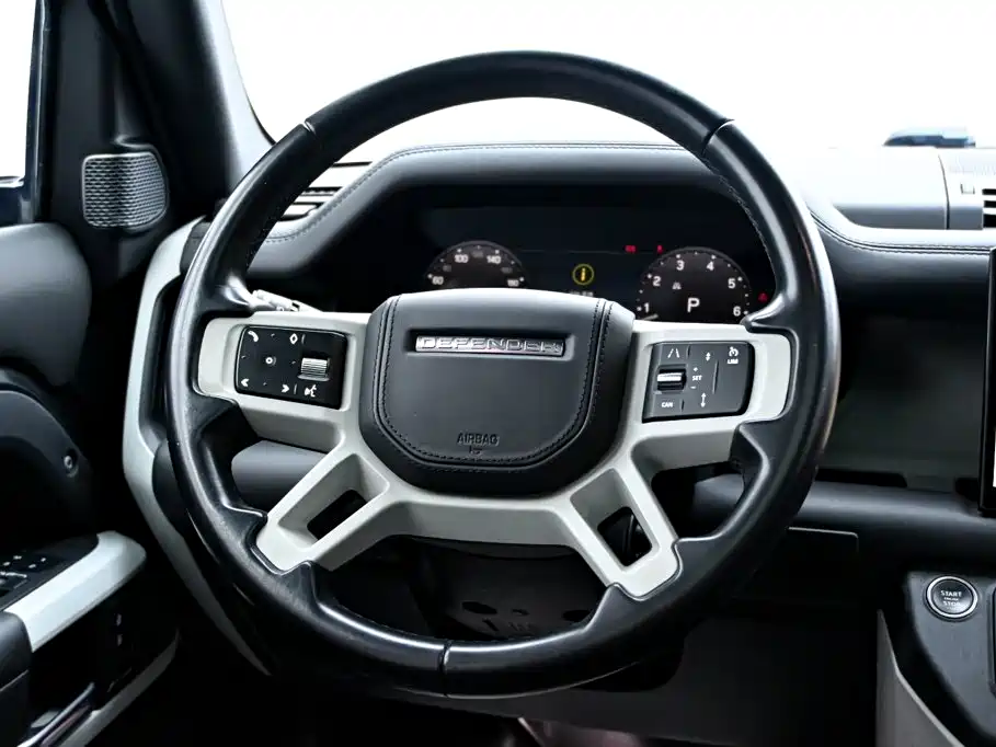 Land Rover Defender 2023 Edition 110 3.0T P400 X-DYNAMIC HSE