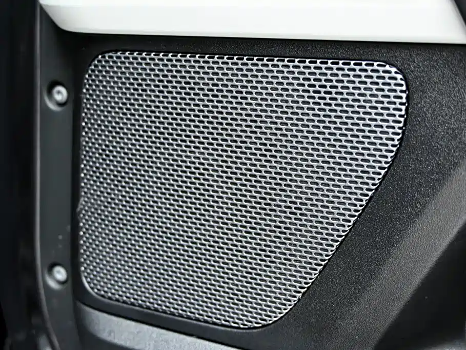 Land Rover Defender 2023 Edition 110 3.0T P400 X-DYNAMIC HSE