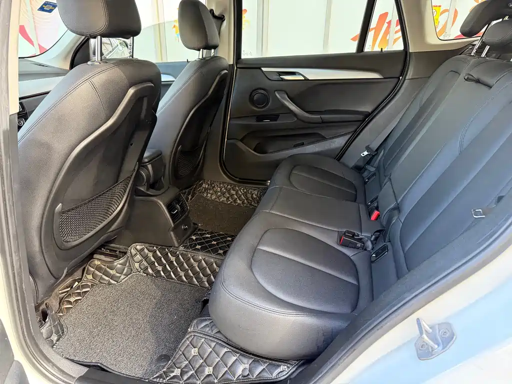 BMW X1 2018 sDrive20Li Leading Edition