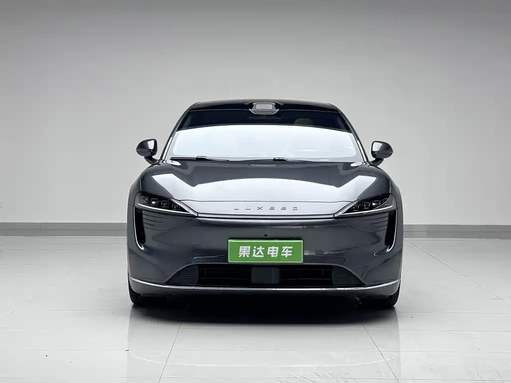 智界R7 2025款 增程 331km Ultra